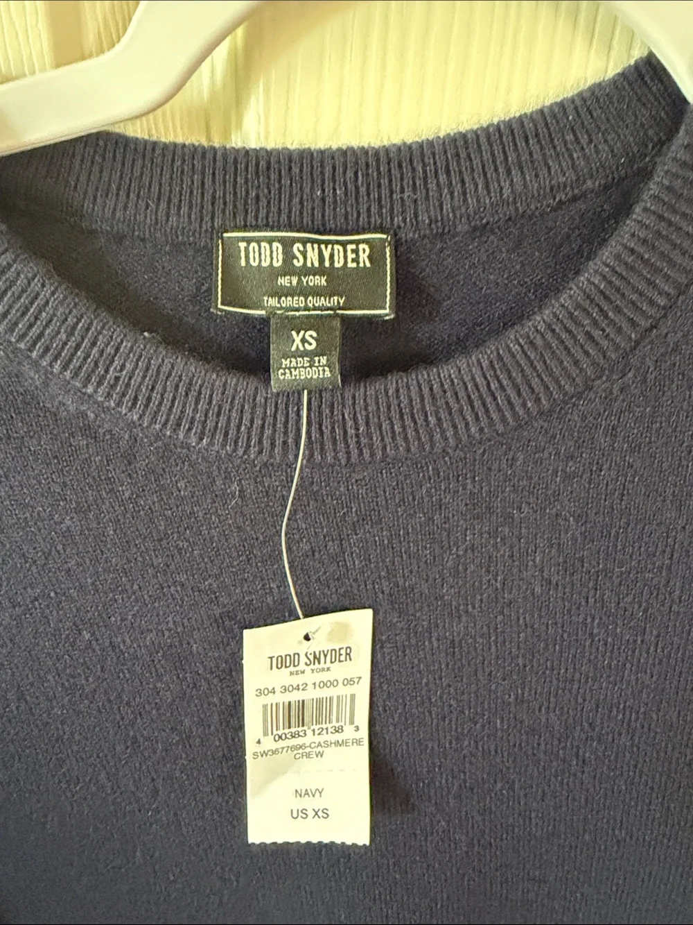 Todd Snyder Navy Cashmere Crew Sweater Sz XS.  New. Box53